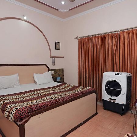 Narayani Guest House By Grb Kankhal Exterior foto